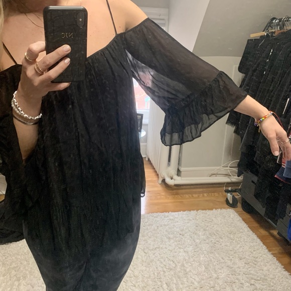 Off the shoulder flowy top - Picture 6 of 7